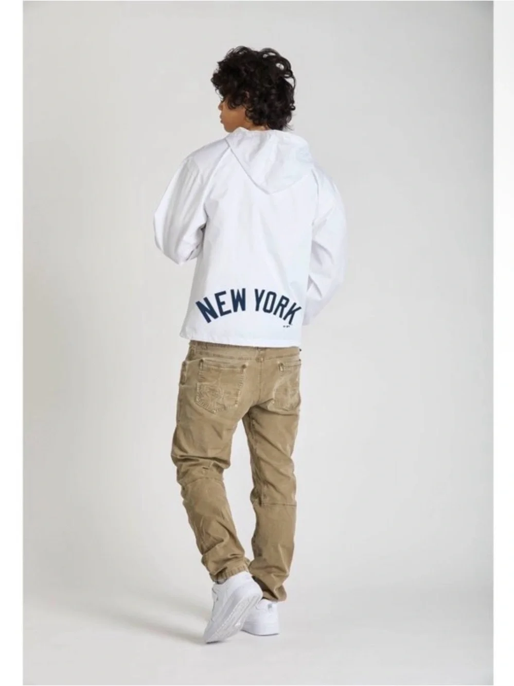Men’s NWT Champion White Pullover Windbreaker with Navy New York YANKEES Logo